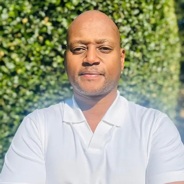 Mr Siya Sithole